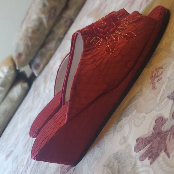 Brand new slippers for woman dressy - Picture 4 of 7